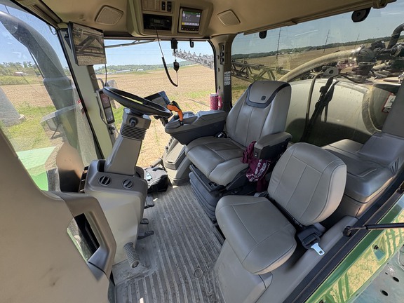 2024 John Deere 410R Sprayer/High Clearance