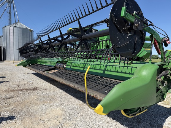 2020 John Deere 740FD Header Combine