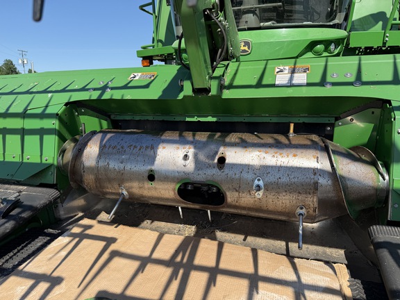 2020 John Deere 740FD Header Combine