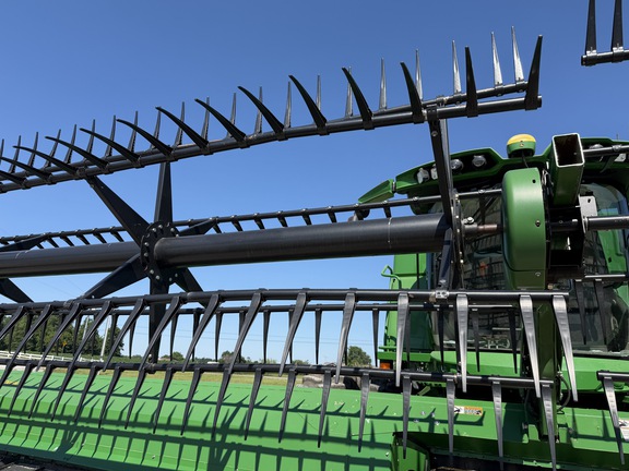 2020 John Deere 740FD Header Combine