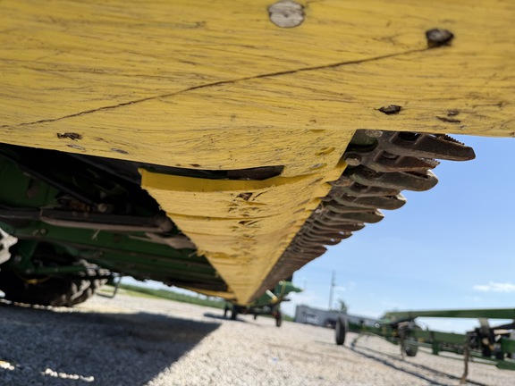 2020 John Deere 740FD Header Combine