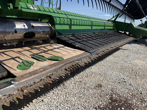 2020 John Deere 740FD Header Combine