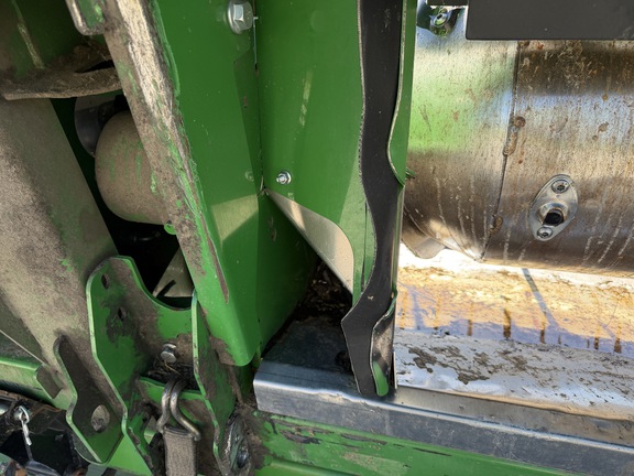 2021 John Deere RD40F Header Combine
