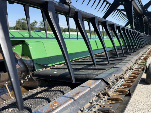 2021 John Deere RD40F Header Combine