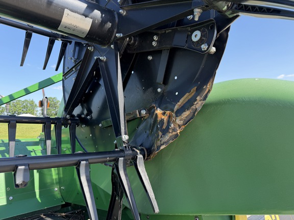 2021 John Deere RD40F Header Combine
