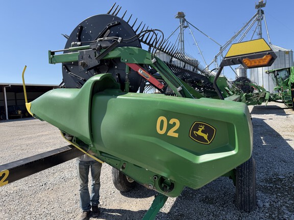2021 John Deere RD40F Header Combine