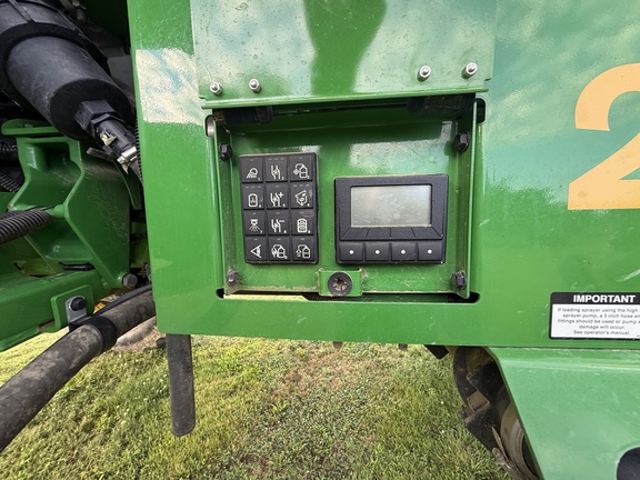 2023 John Deere 612R Sprayer/High Clearance