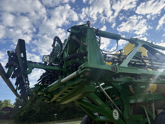 2023 John Deere 612R Sprayer/High Clearance
