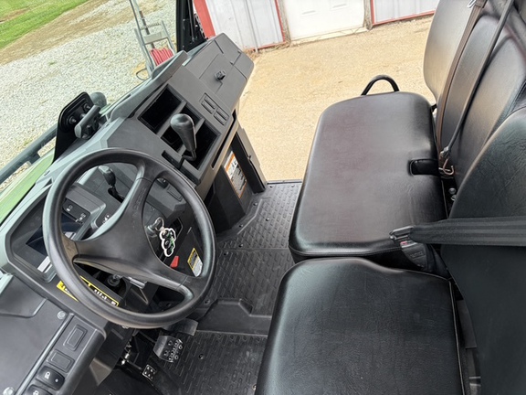 2020 John Deere XUV 835M ATV