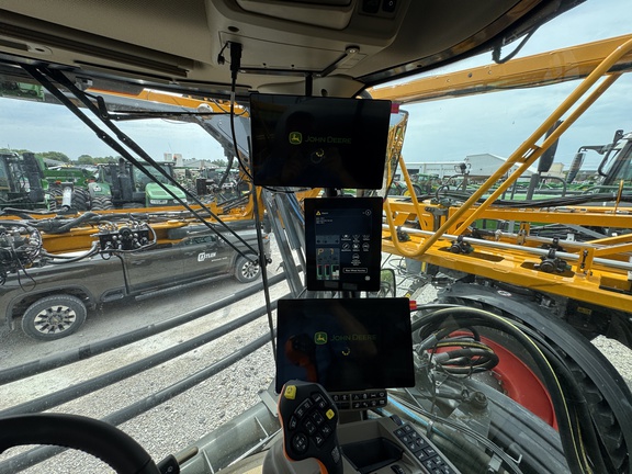 2025 Hagie STS12 Sprayer/High Clearance
