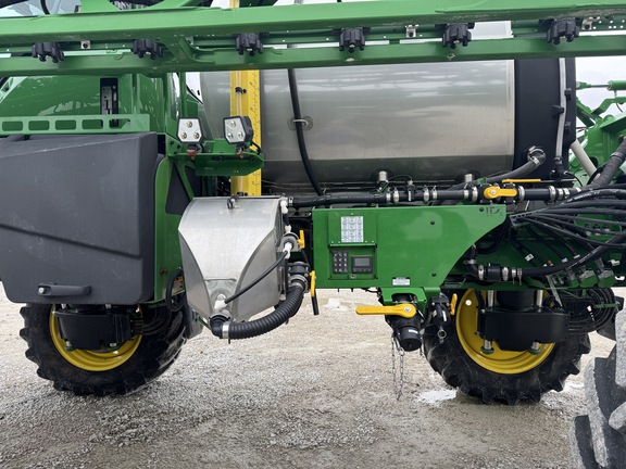 2025 John Deere 410R Sprayer/High Clearance