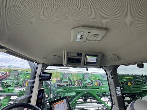 2025 John Deere 410R Sprayer/High Clearance