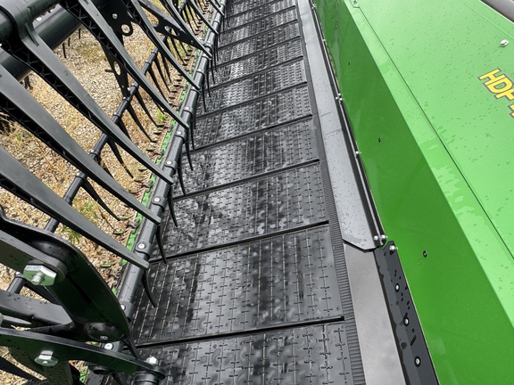 2025 John Deere HDF 40 Header Combine