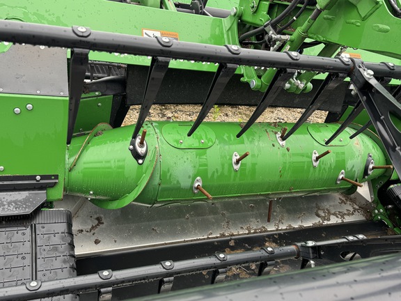 2025 John Deere HDF 40 Header Combine
