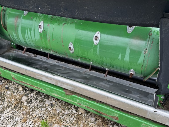 2025 John Deere HDF 40 Header Combine