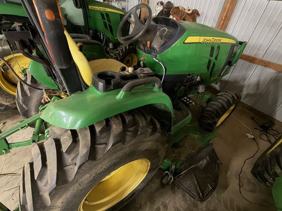 2014 John Deere 3046R Tractor Compact