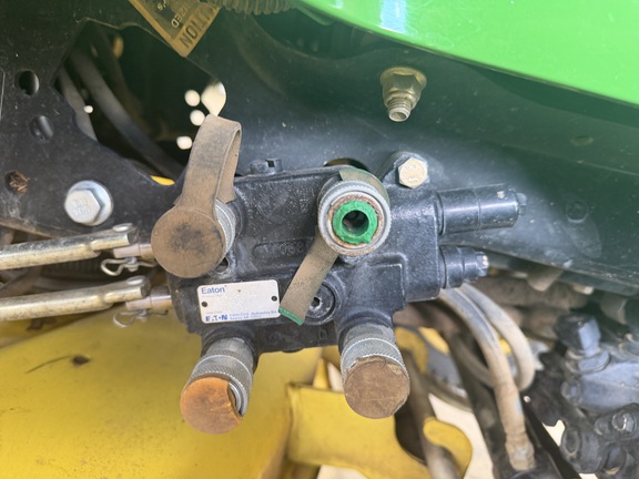 2011 John Deere X728 Garden Tractor