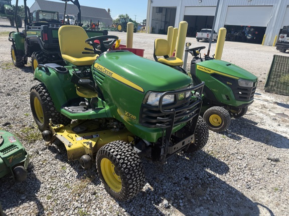 2011 John Deere X728 Garden Tractor