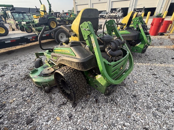 2022 John Deere Z960M Mower/Zero Turn