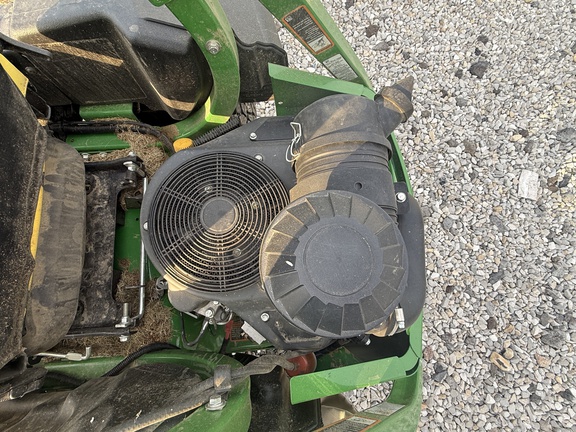 2022 John Deere Z960M Mower/Zero Turn