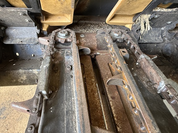 2011 Drago N12 Header Corn Head