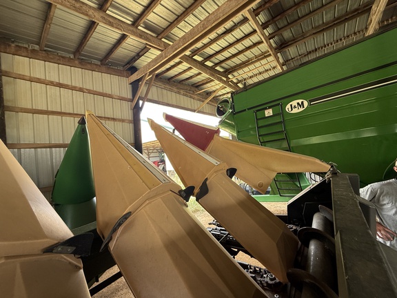 2011 Drago N12 Header Corn Head