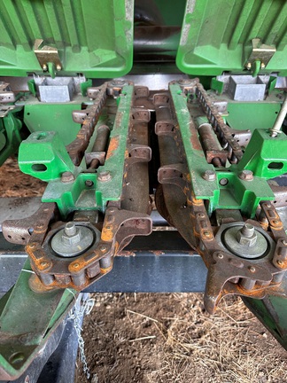 2009 John Deere 612C Header Corn Head