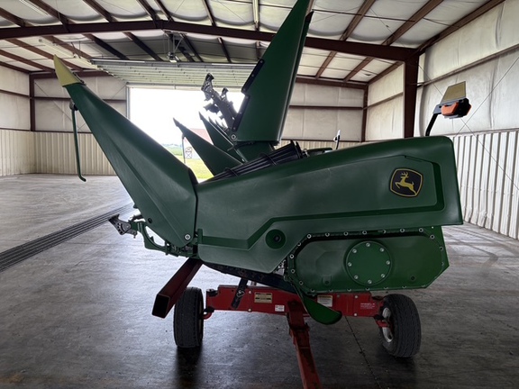 2023 John Deere C8R Header Corn Head
