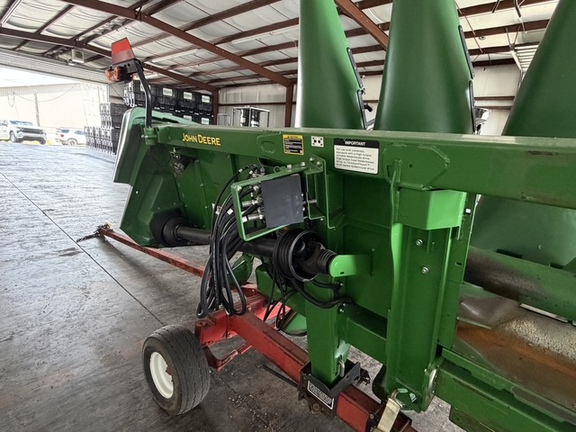 2023 John Deere C8R Header Corn Head