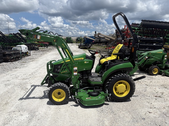 2021 John Deere 2025R Tractor Compact