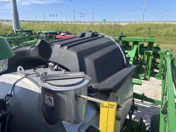 2023 John Deere 412R Sprayer/High Clearance