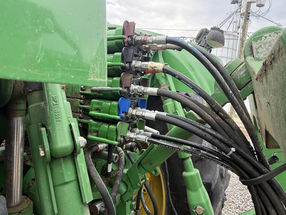 2018 Kinze 1300 Grain Cart