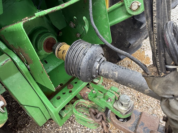 2018 Kinze 1300 Grain Cart