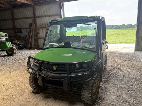 2019 John Deere XUV 835R ATV