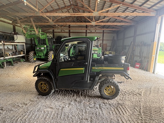 2019 John Deere XUV 835R ATV