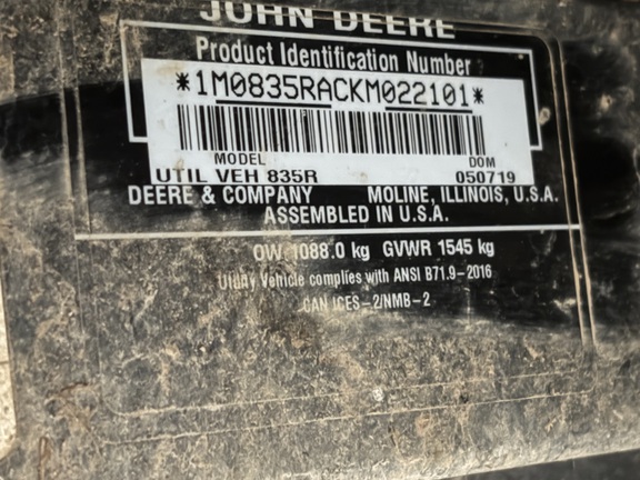 2019 John Deere XUV 835R ATV