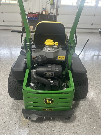 2025 John Deere Z965R Mower/Zero Turn