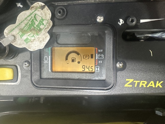 2025 John Deere Z965R Mower/Zero Turn