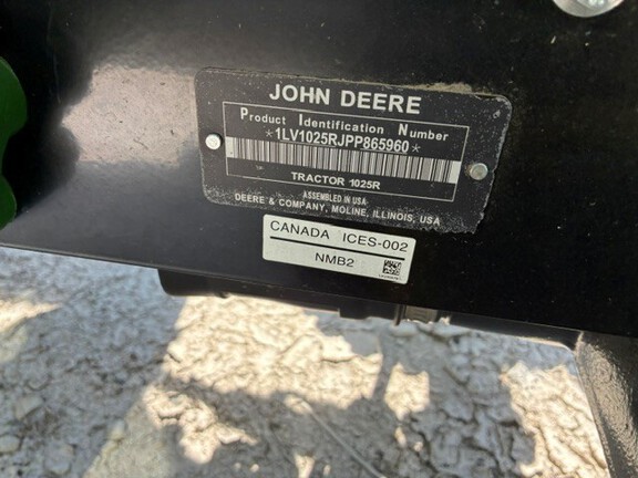 2023 John Deere 1025R Tractor Compact