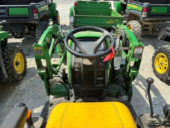 2023 John Deere 1025R Tractor Compact