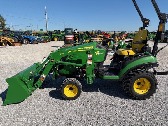 2023 John Deere 1025R Tractor Compact