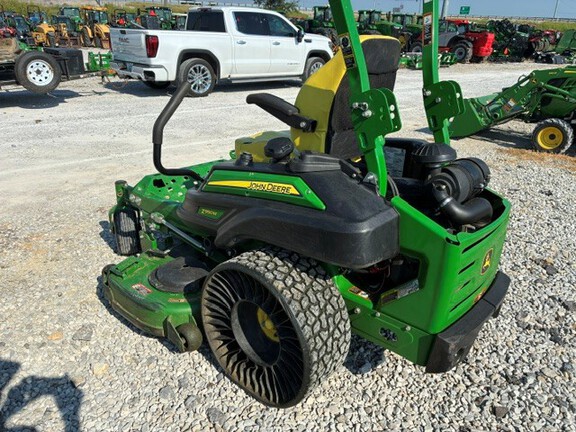 2021 John Deere Z950M Mower/Zero Turn