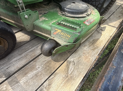 2016 John Deere Z960M Mower/Zero Turn