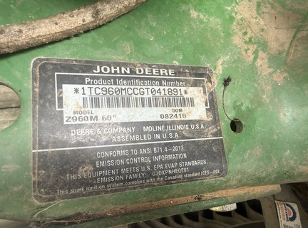 2016 John Deere Z960M Mower/Zero Turn
