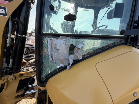 2014 Caterpillar 420F Tractor Loader Backhoe
