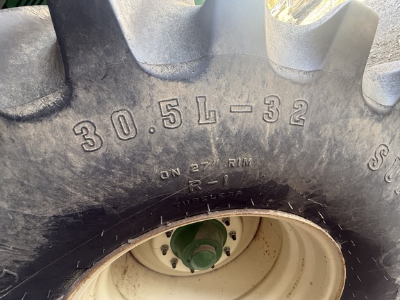 2010 Unverferth 882 Grain Cart