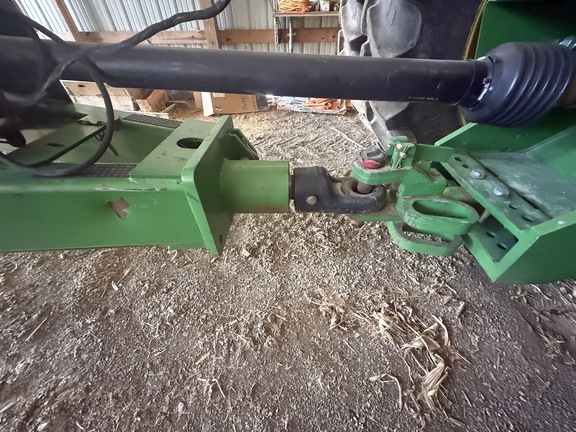 2010 Unverferth 882 Grain Cart