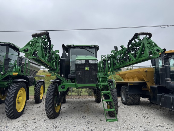 2025 John Deere 410R Sprayer/High Clearance