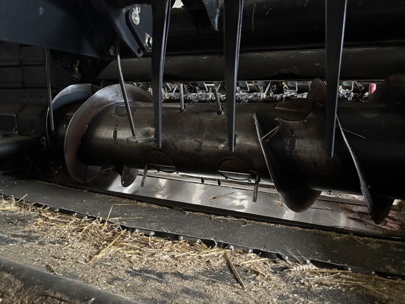 2010 MacDon FD70-40 Header Combine