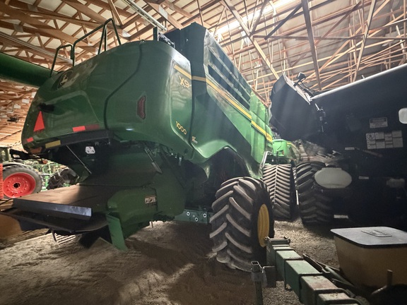 2024 John Deere X9 1000 Combine